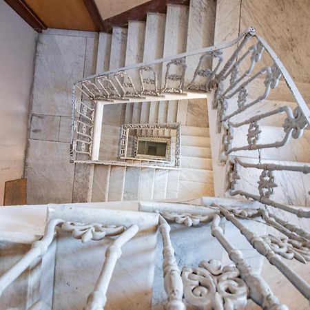 Elegante Dimora La Spezia-Free Parking Apartment Exterior photo